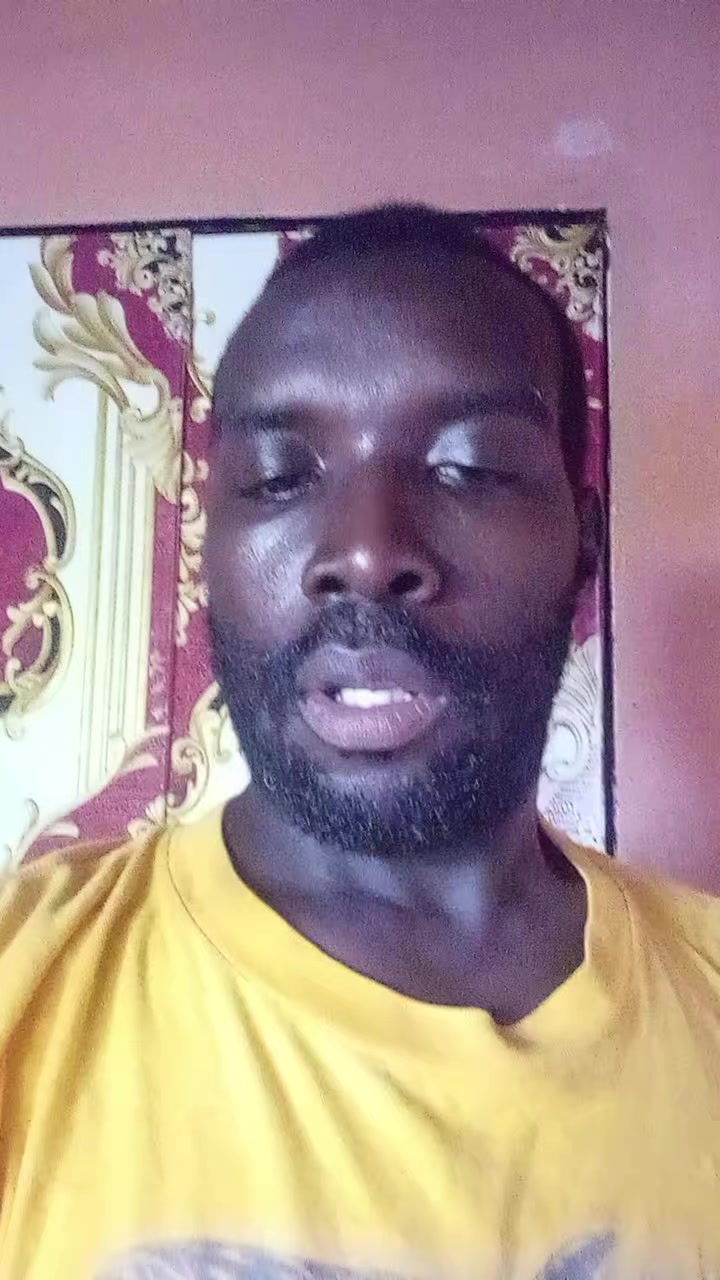 @Derval Maroon✊️