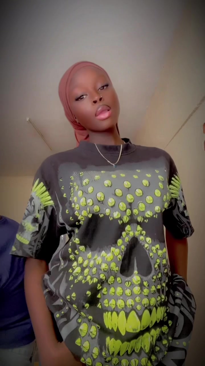 @Thioro bby ๐๐๐