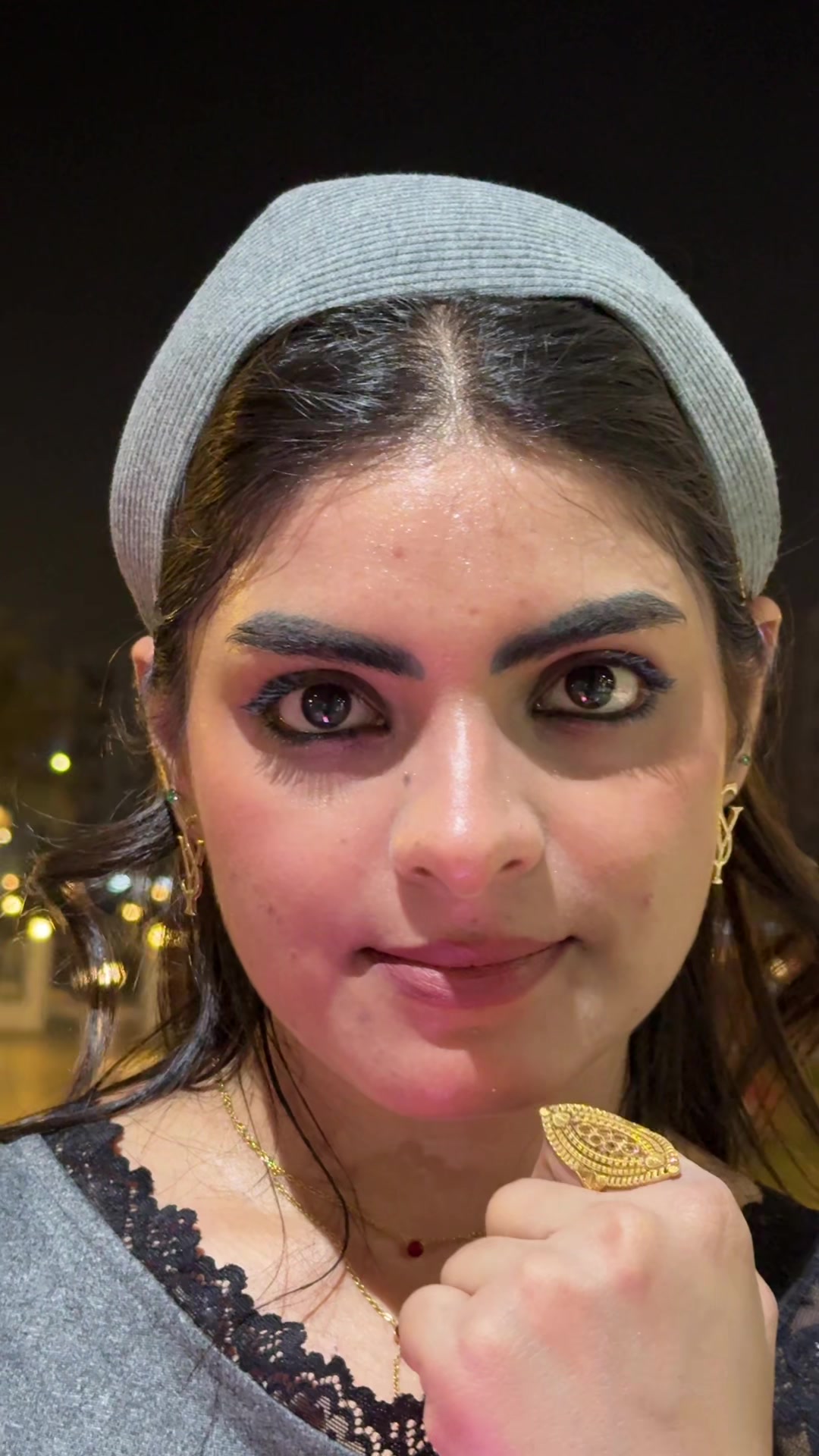@chayaschu