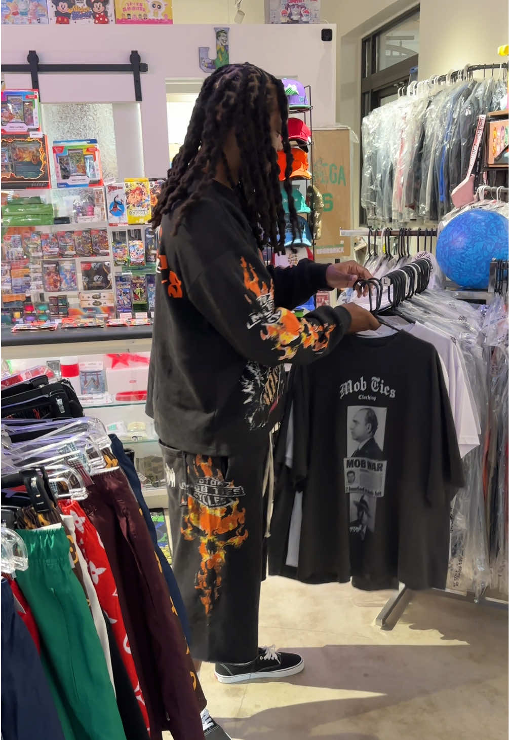 @MOBTIES CLOTHING