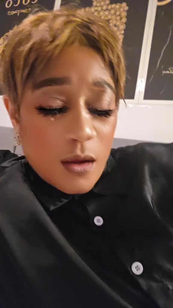 @Demi