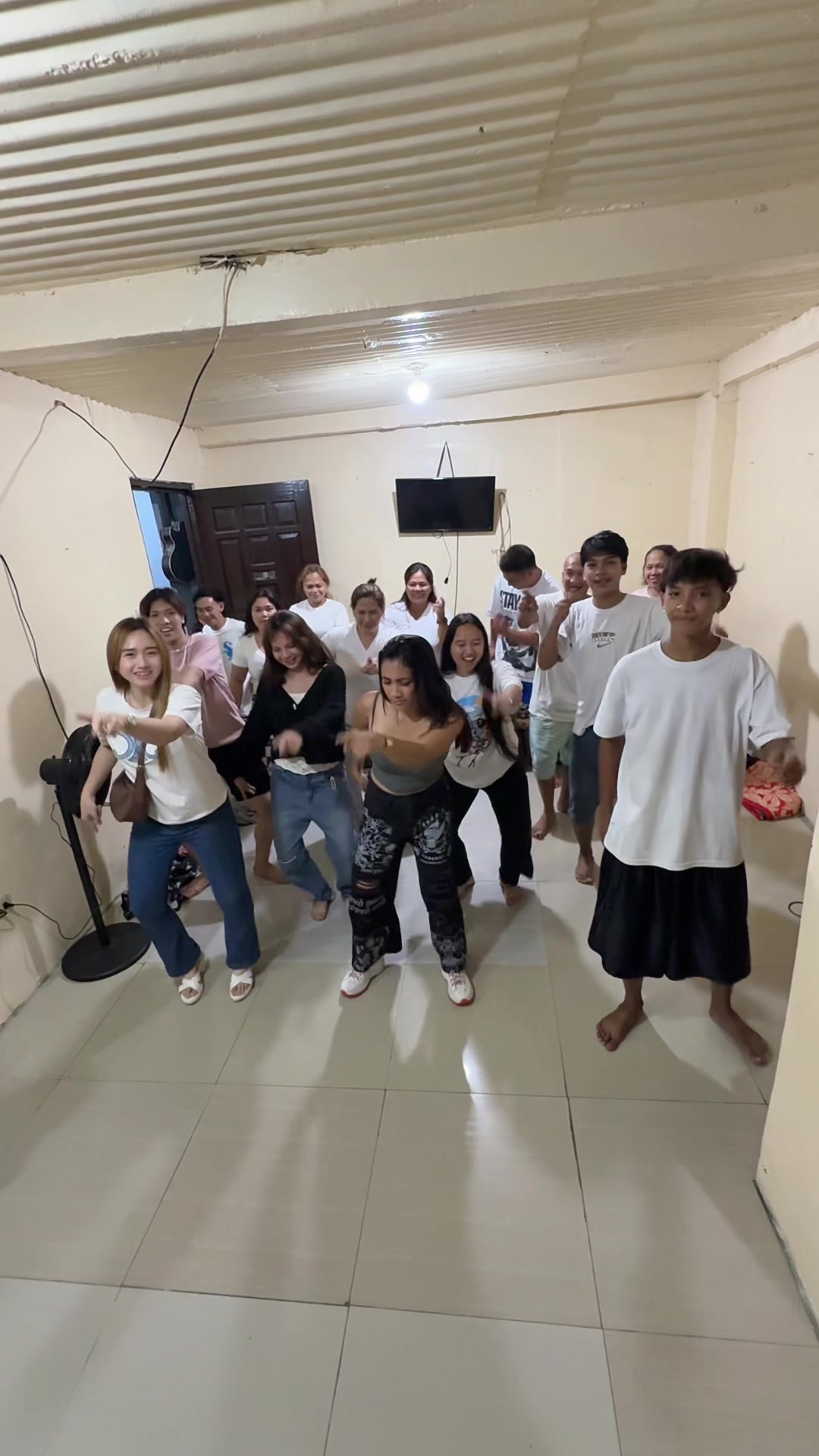 @cruzitta🥀🔥 (Ma’am Verone)