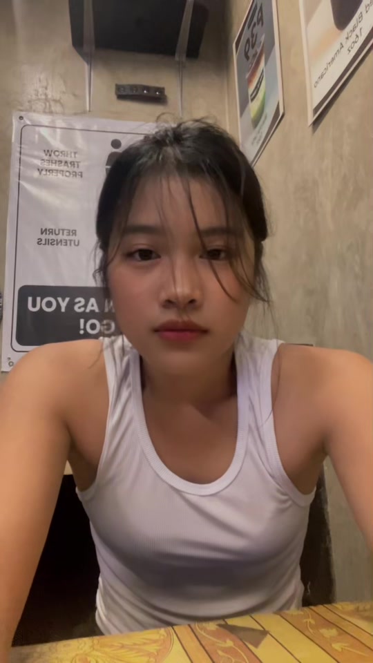 @aizanggii