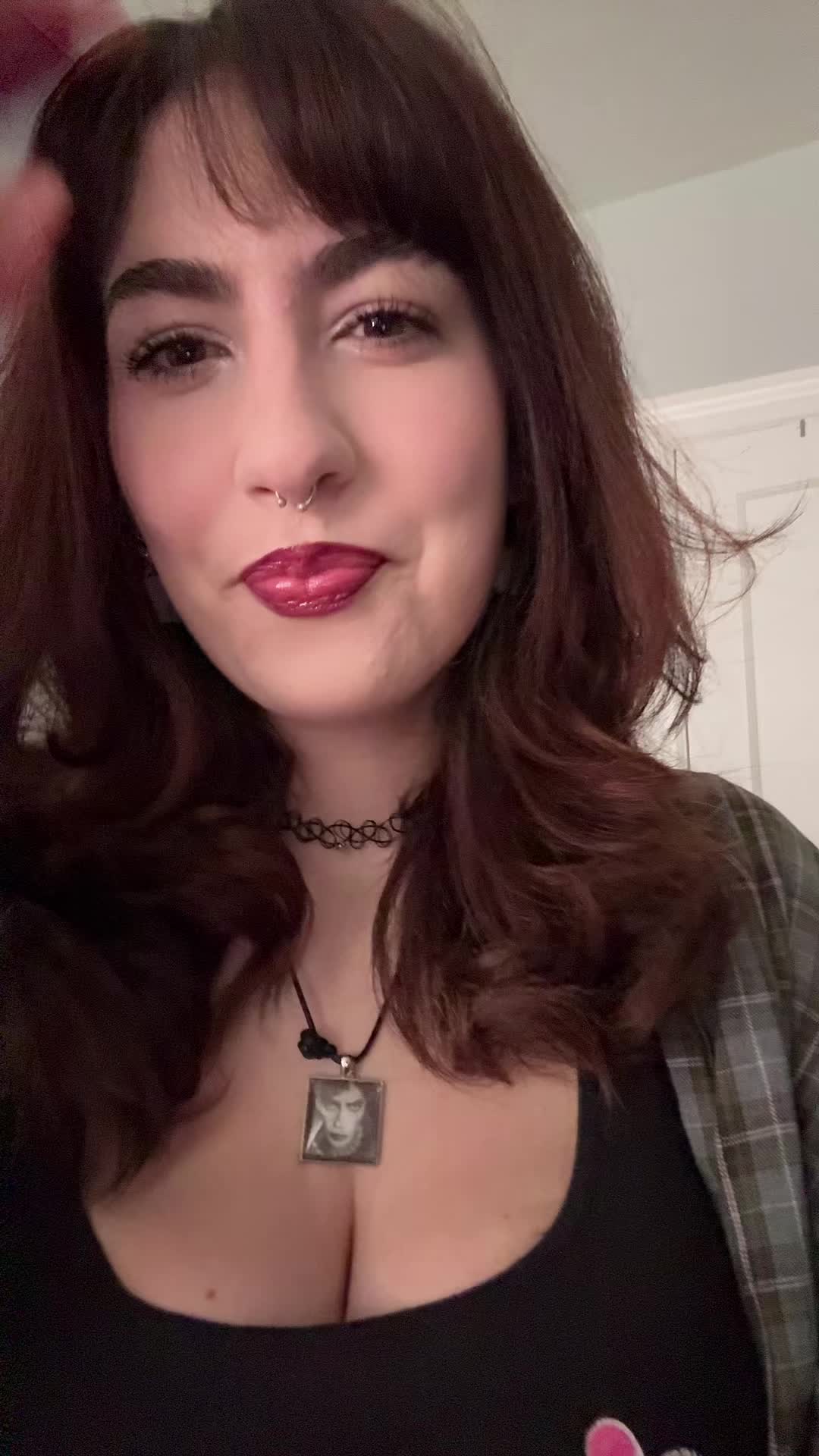 @randomcoolgirlonline