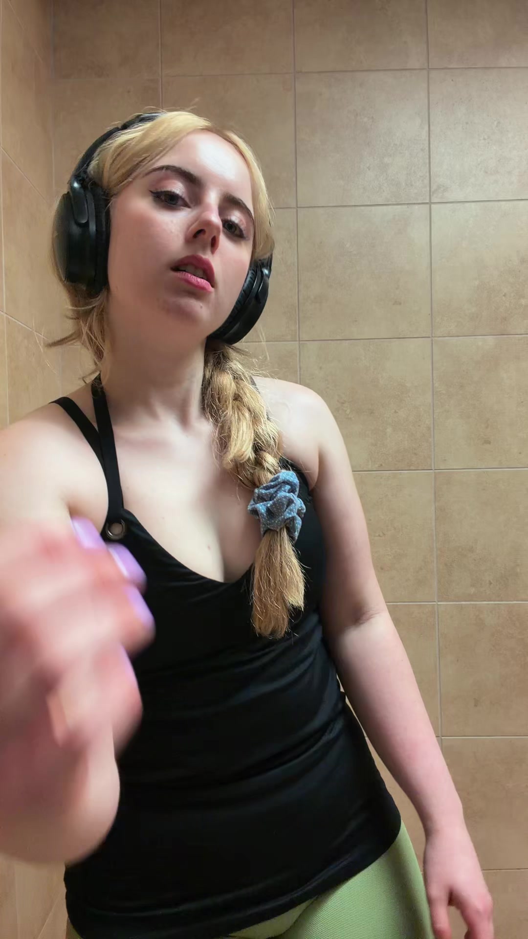 @Kr1ssee