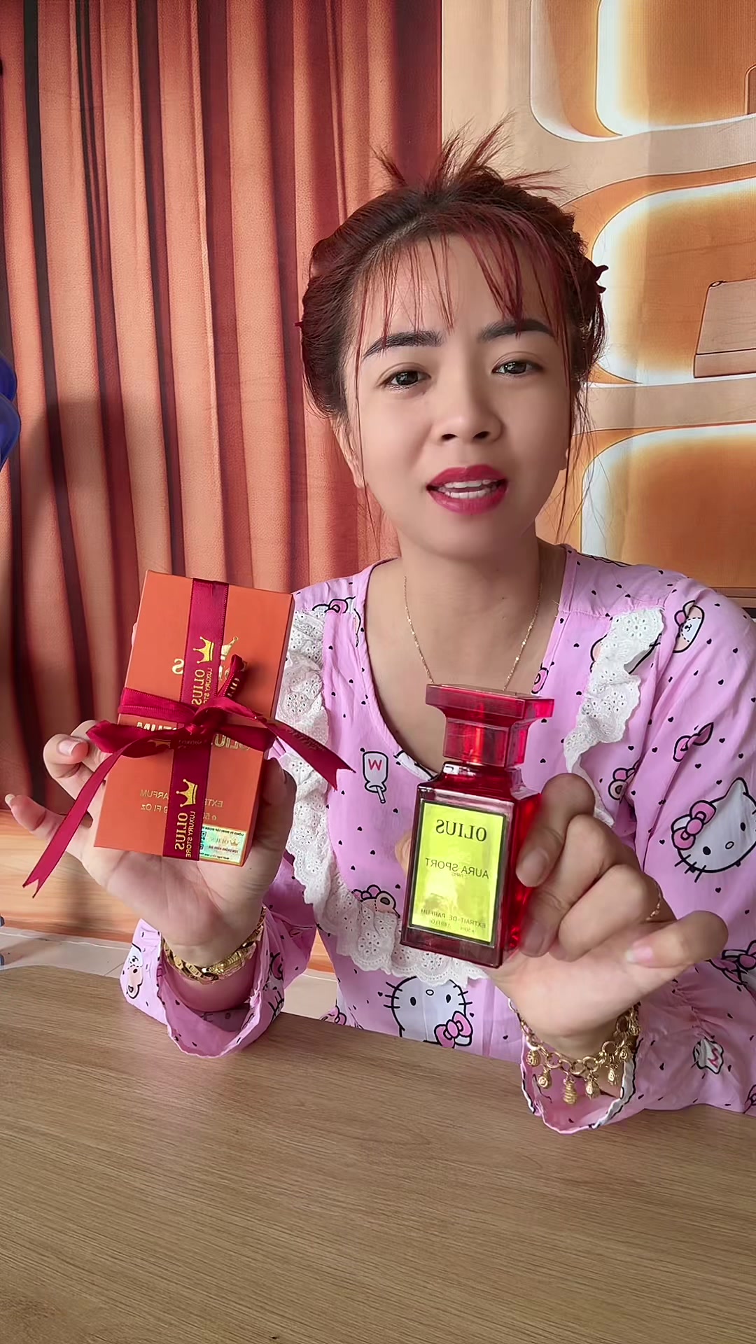 @Em Cẩm N&egrave;