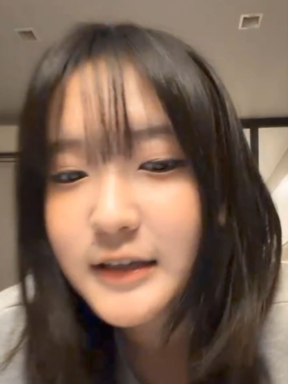 @T