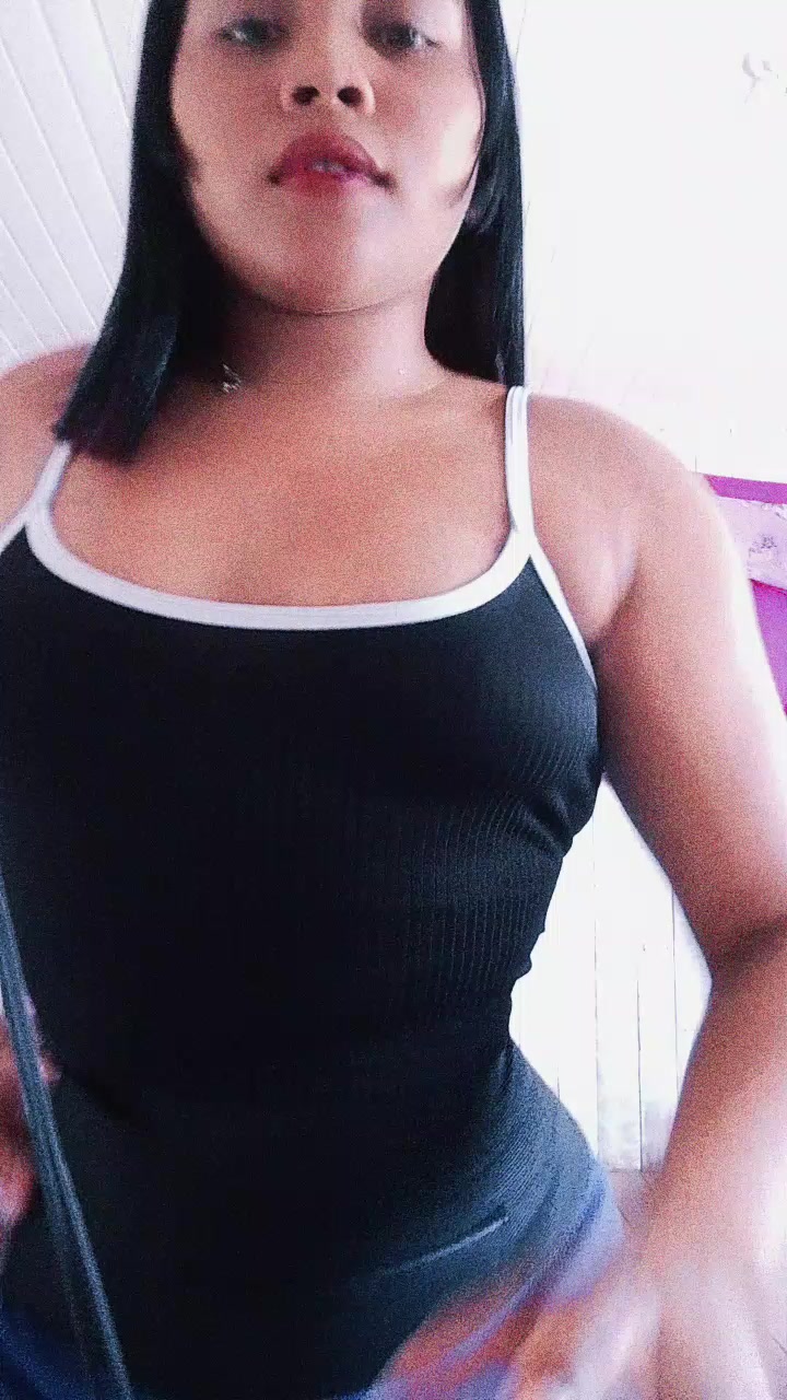 @índiazinha ofc