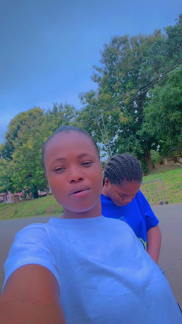 @Just❤️ As 💍I ❤️Am 💔