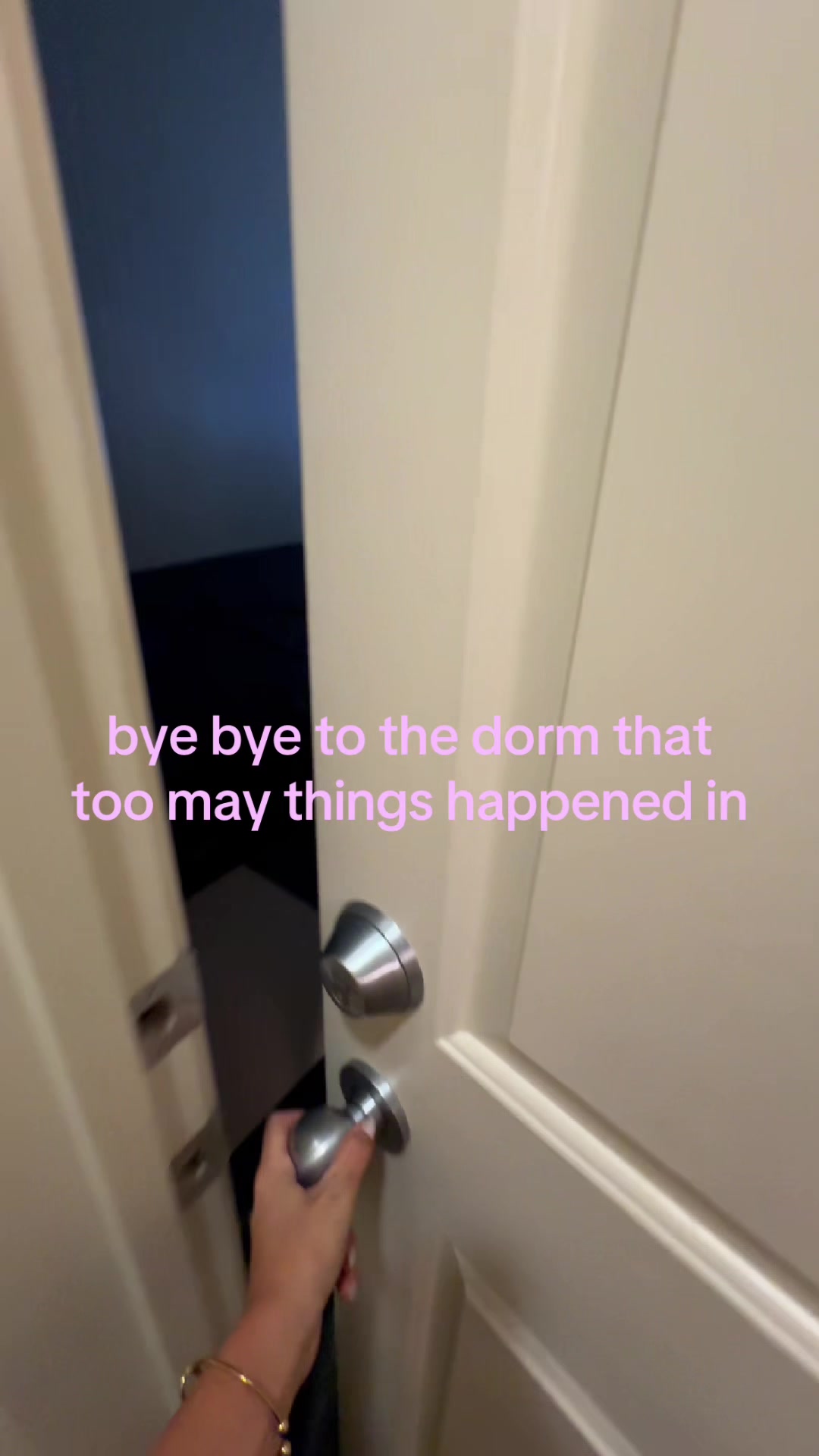 @daniela