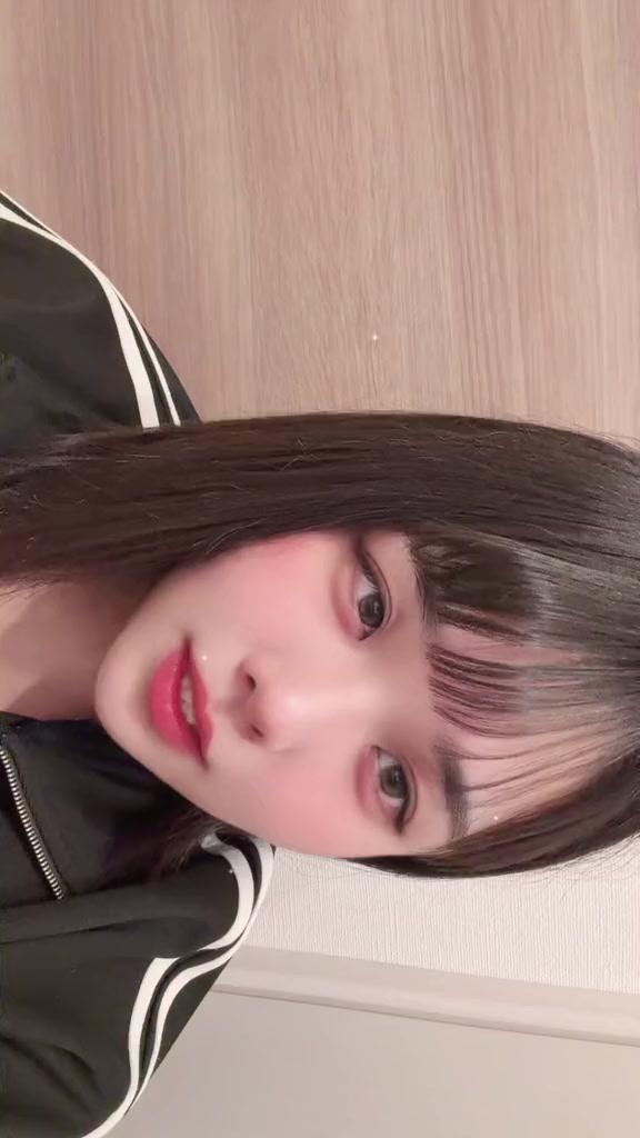 @りな