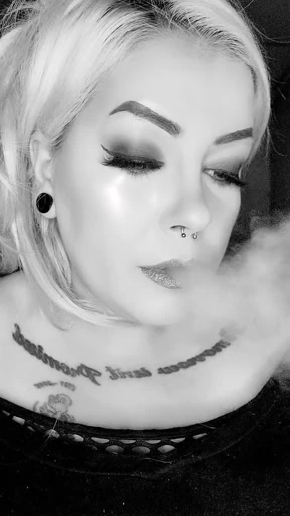 @🖤🦇Debi🦇🖤