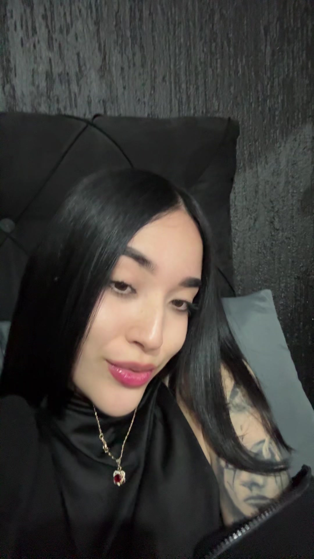 @𝘕𝘢𝘺𝘦𝘭𝘮𝘢𝘳𝘲𝘶𝘪𝘯