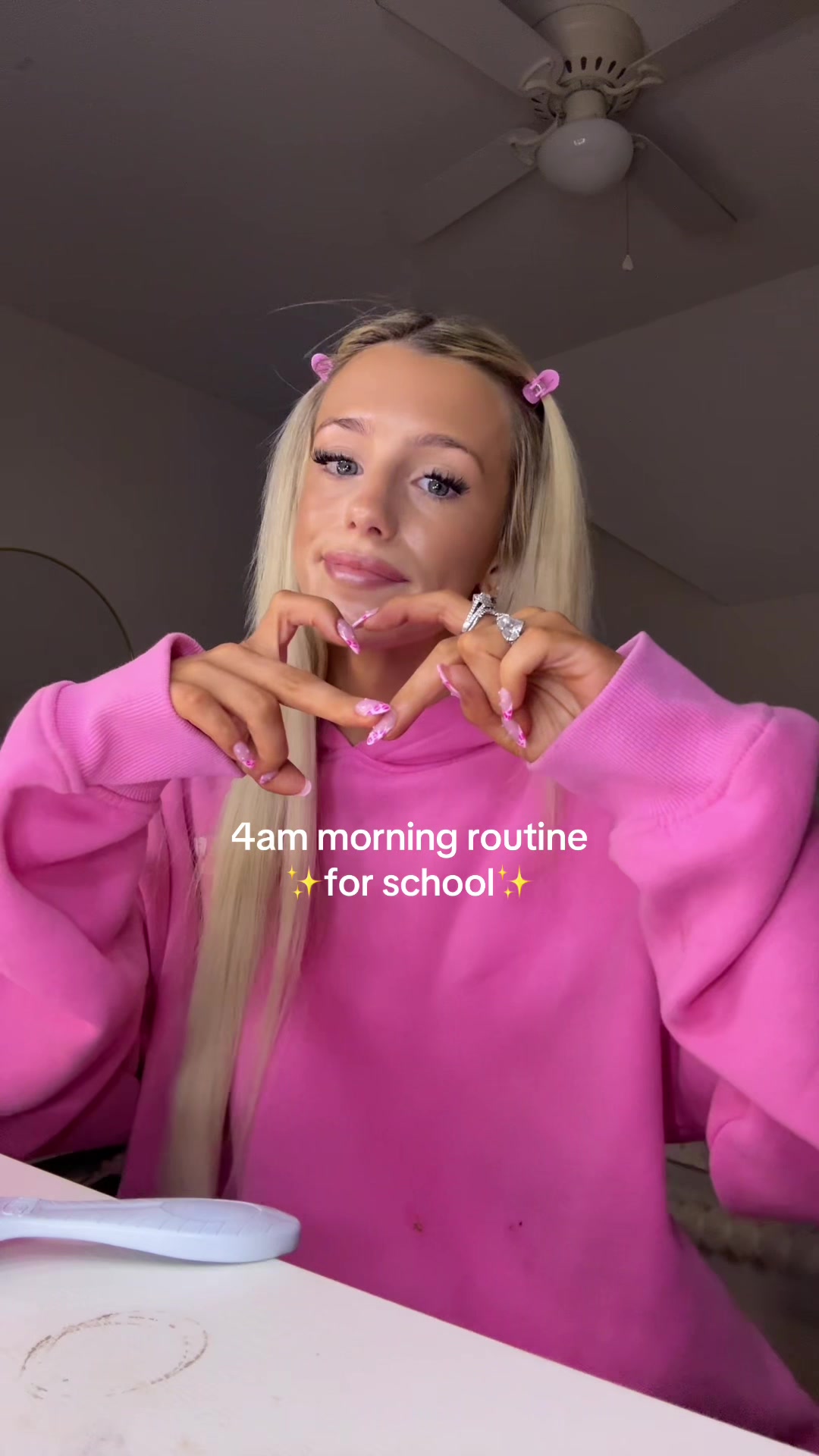 @via *✧･ﾟ: