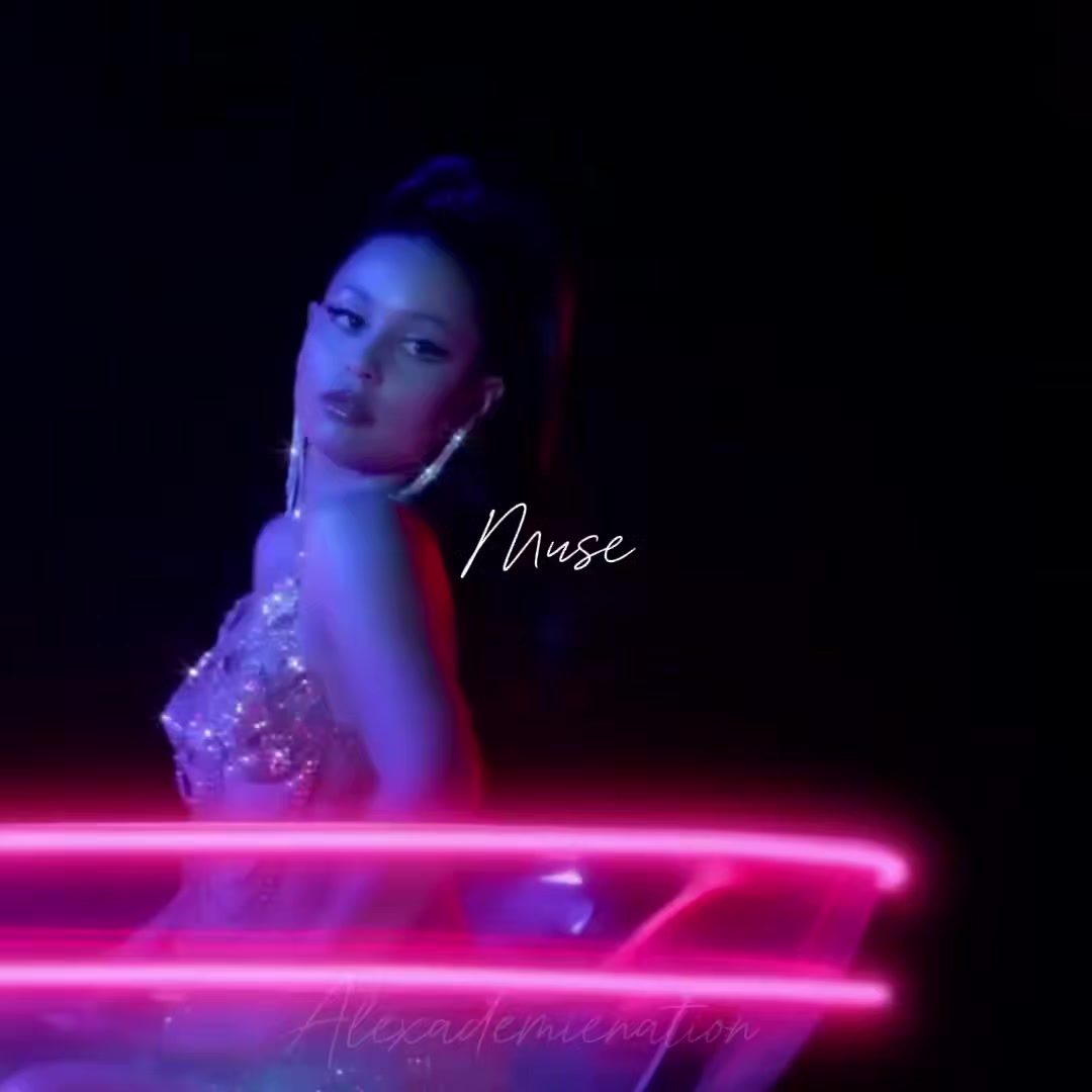 @Alexa Demie