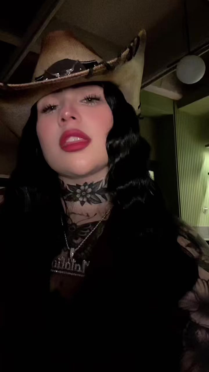 @NATALIA🇨🇴