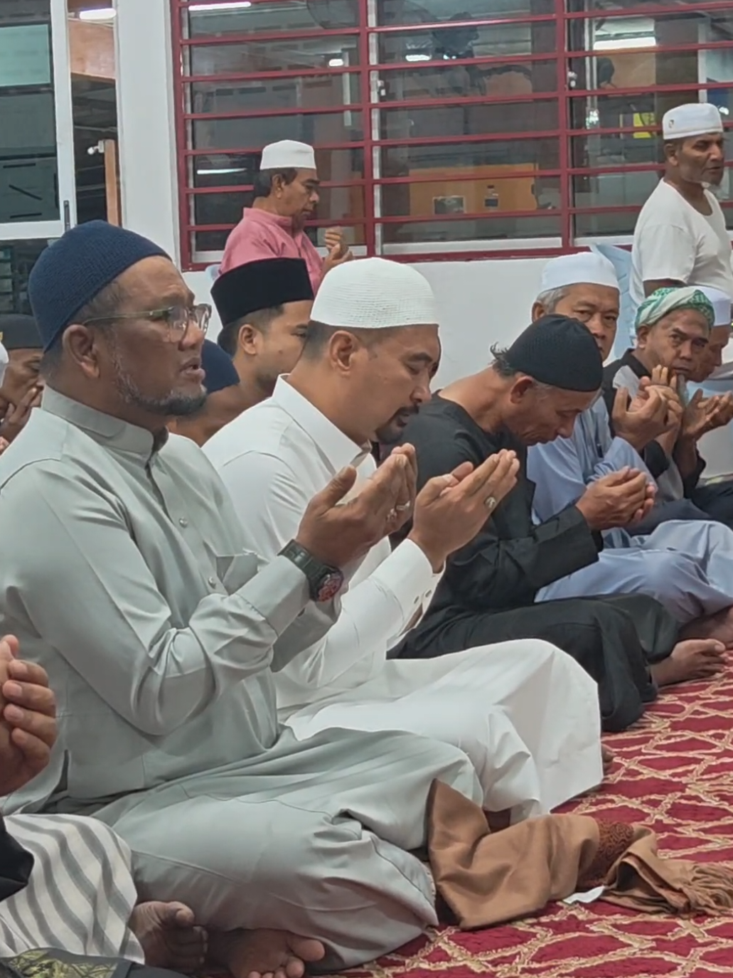@Azmizam Zaman Huri