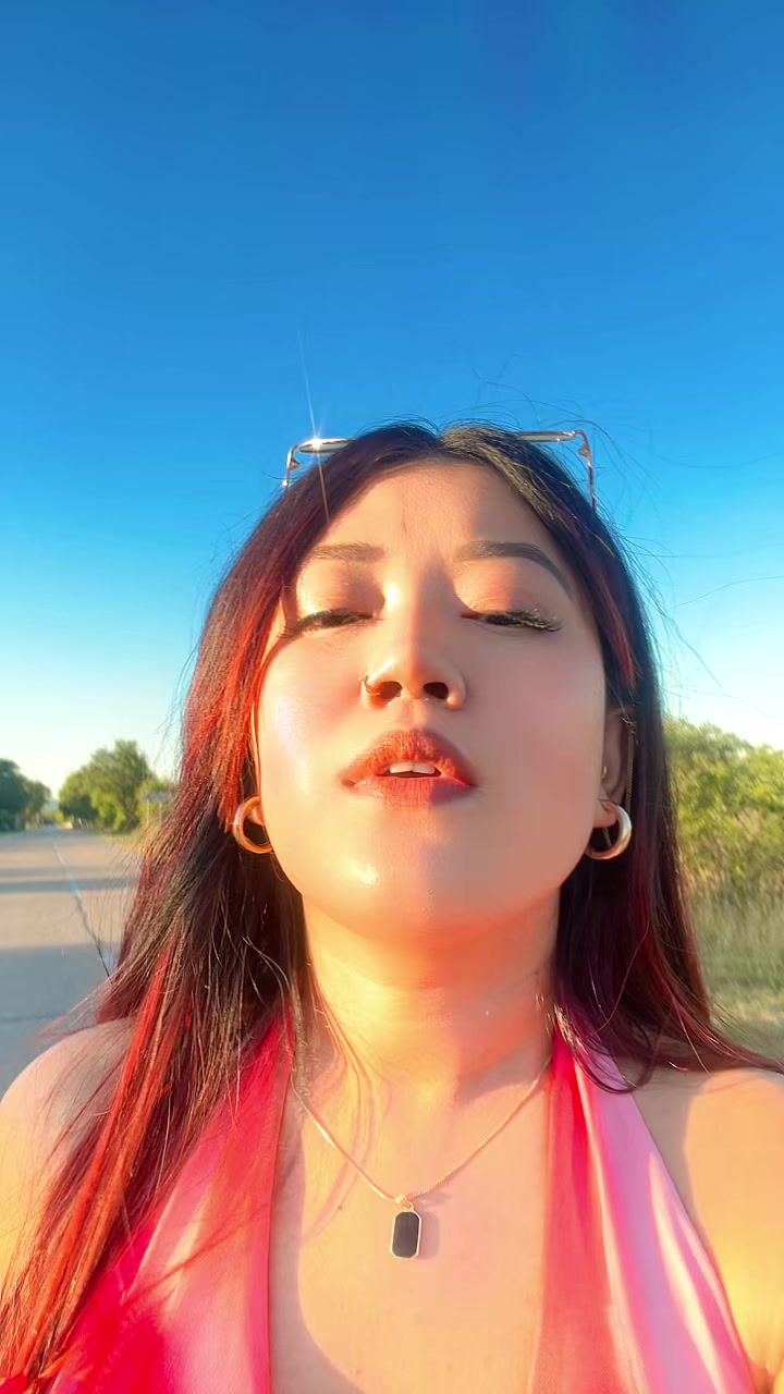 @Susmee Ťmz