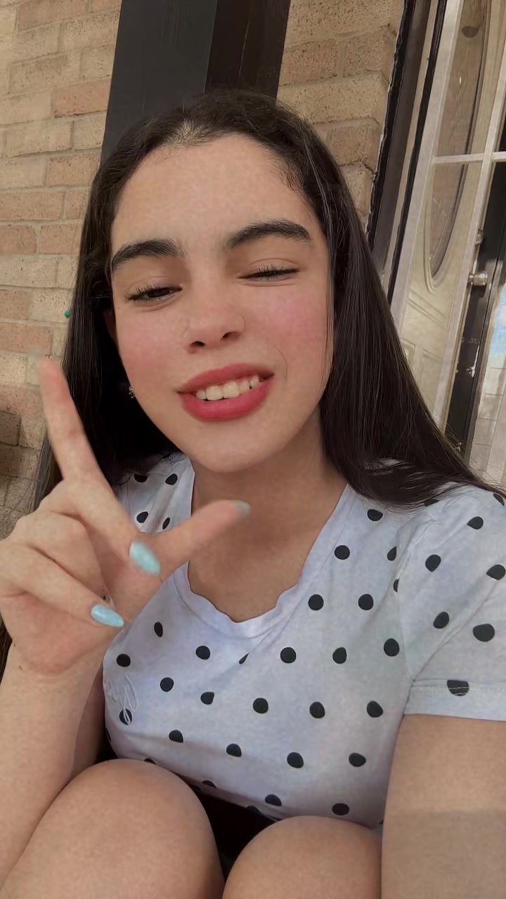 @ANALIA.♥︎