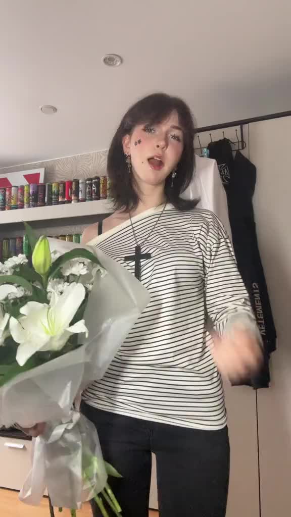 @xidhs@
