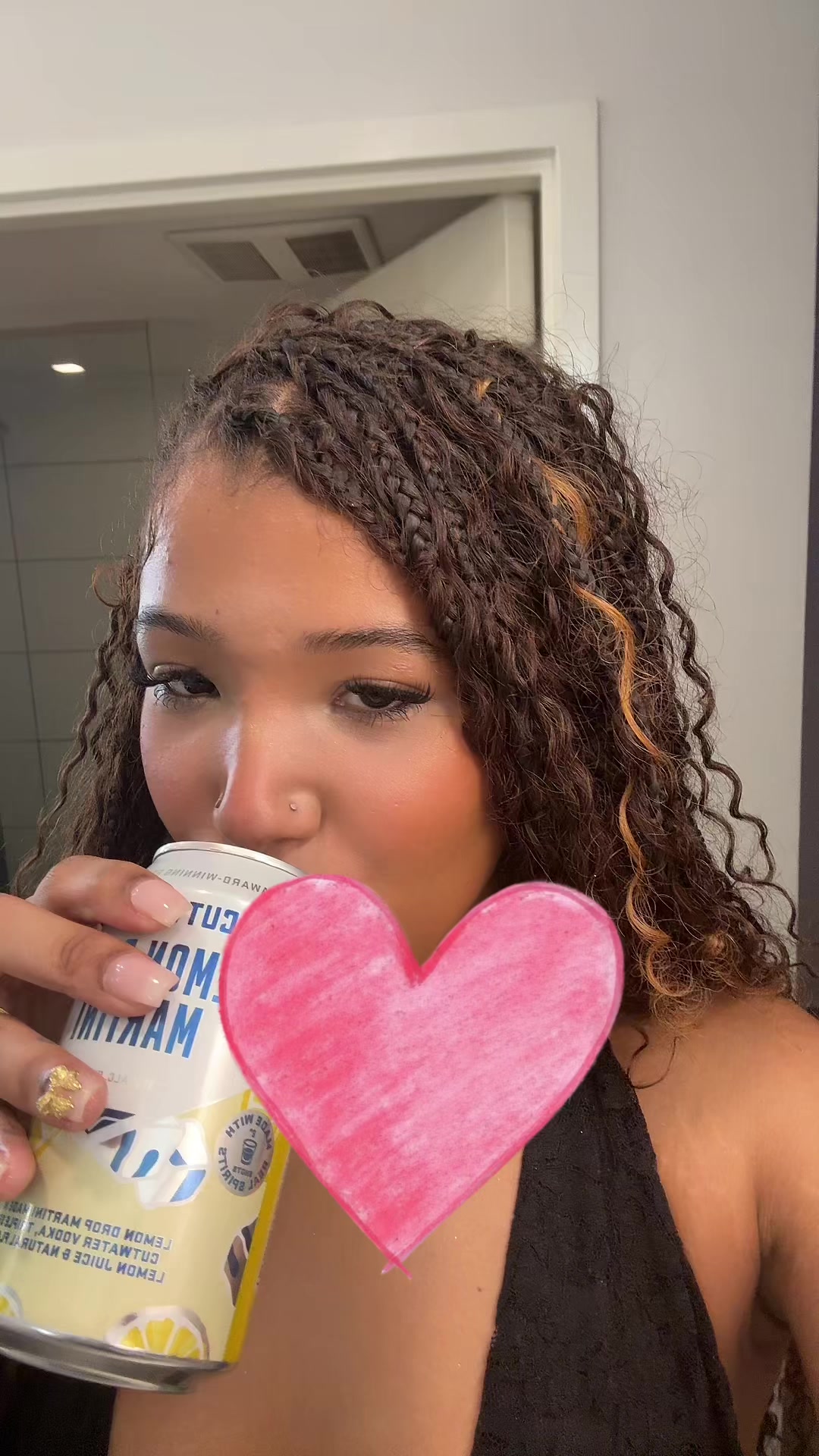 @Ava