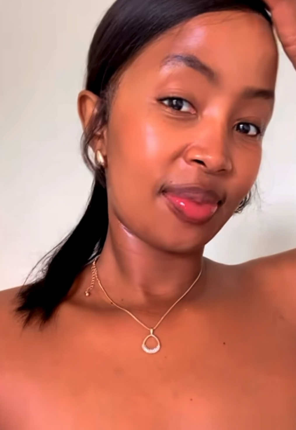 @melavue