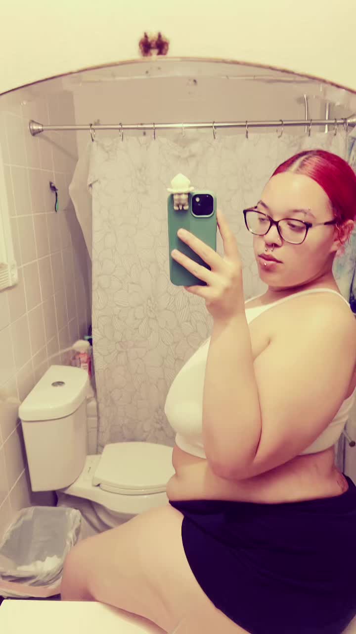 @thickbbria
