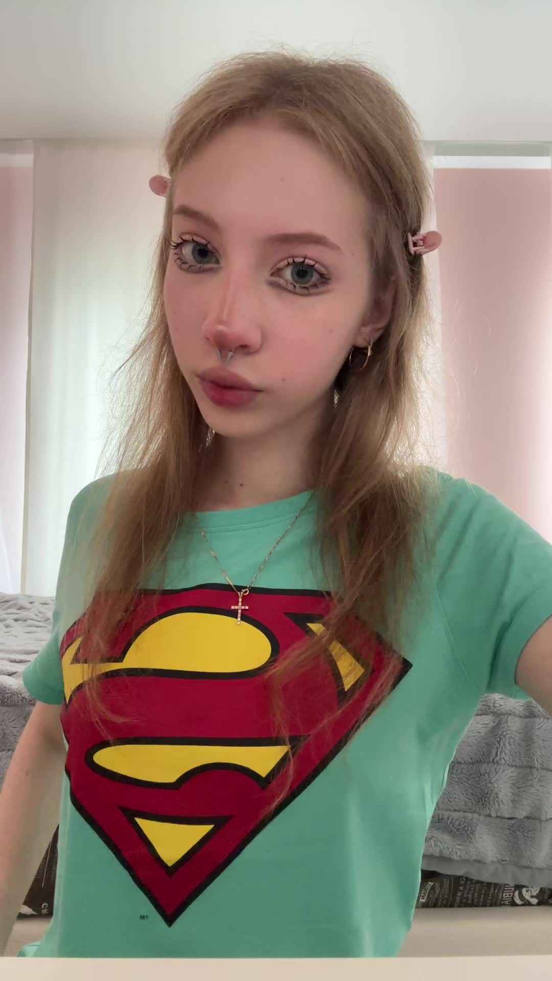 @>_*