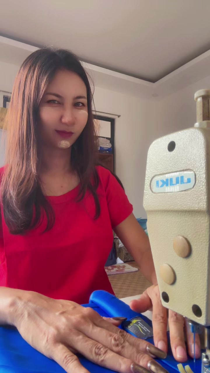 @💛Phyu Sandar 220💛
