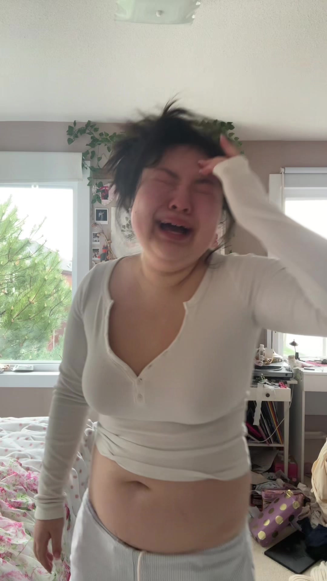 @Dear, Bella