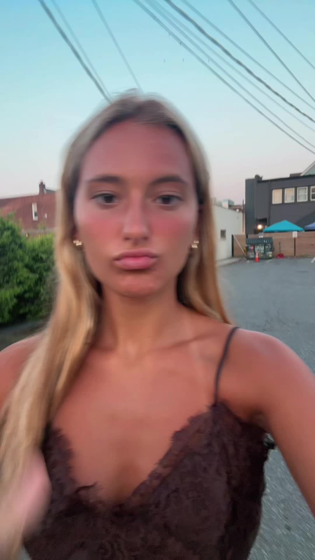 @melanieehopkinss