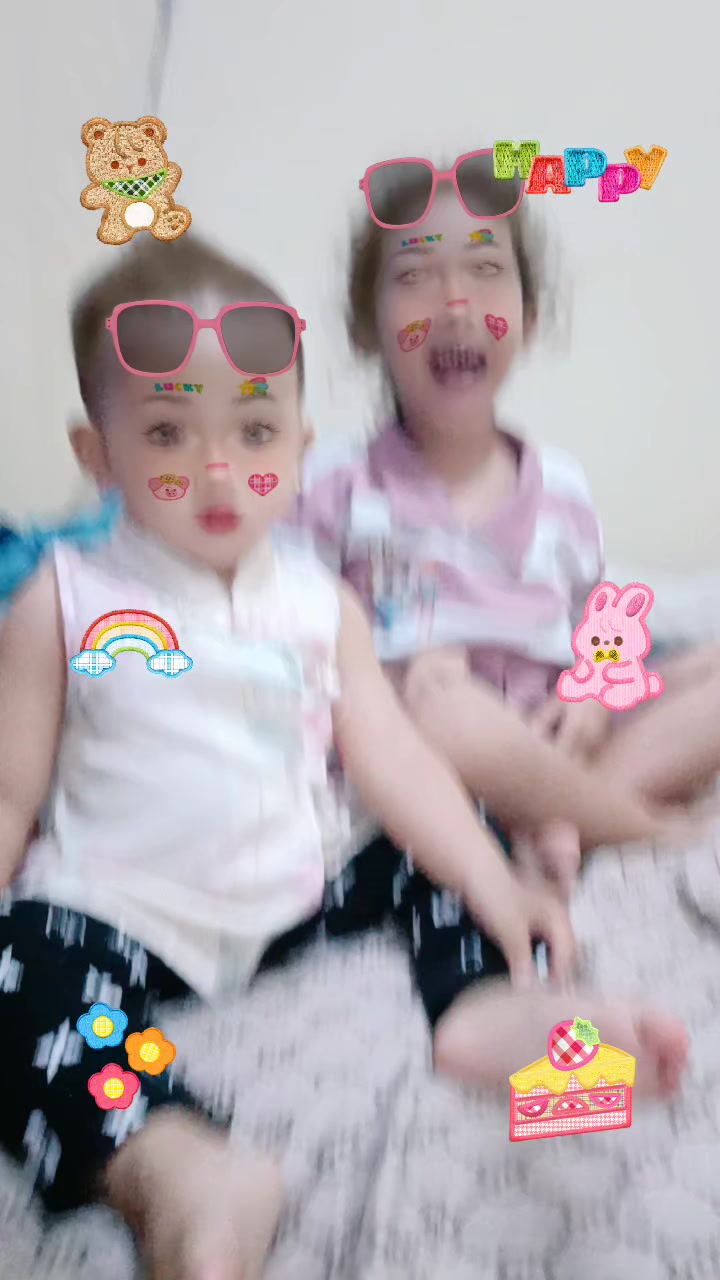 @😘