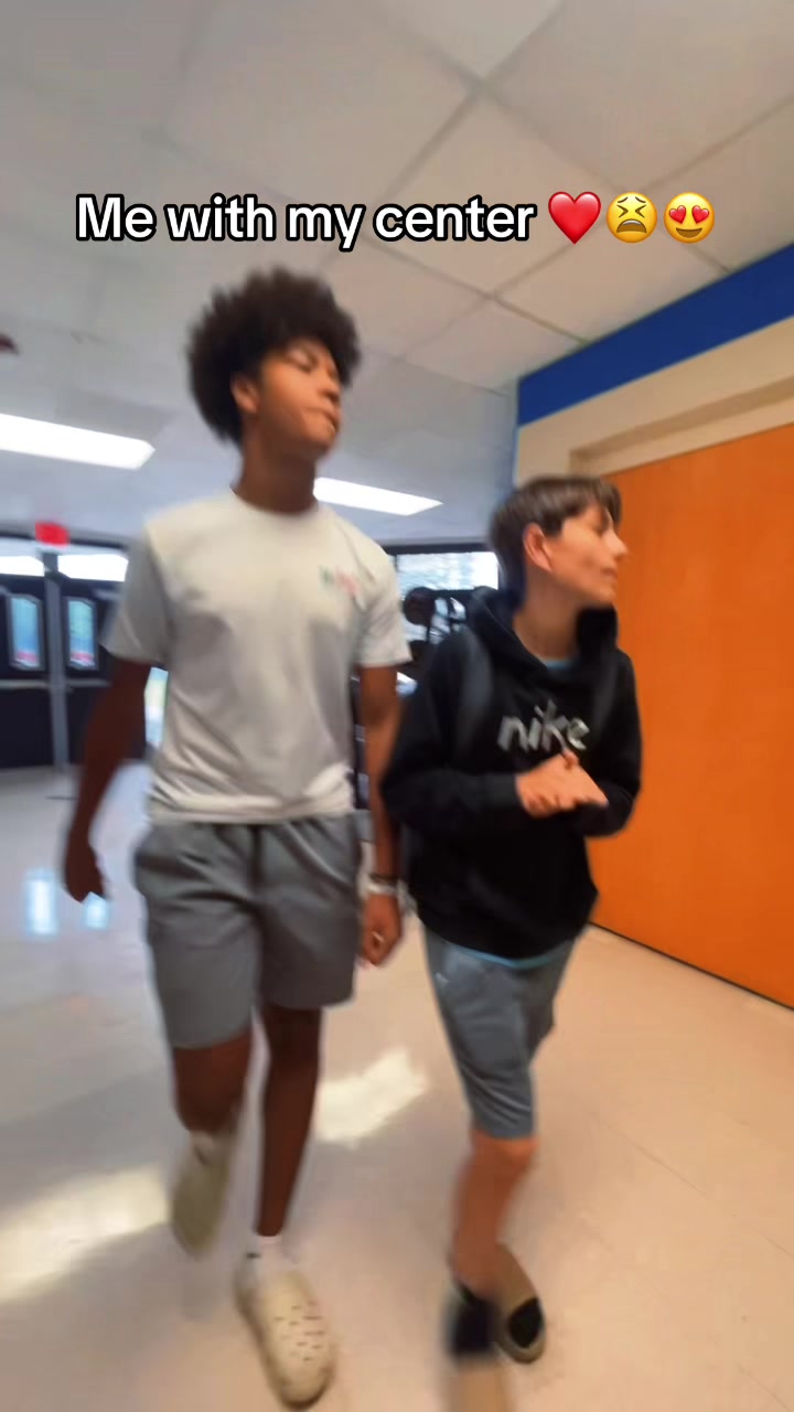 @Santi🙂&zwj;↕️