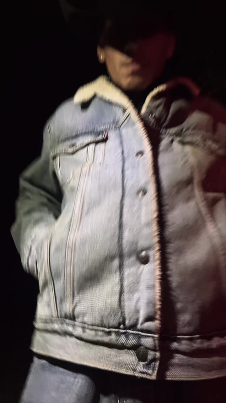 @txxsebas_