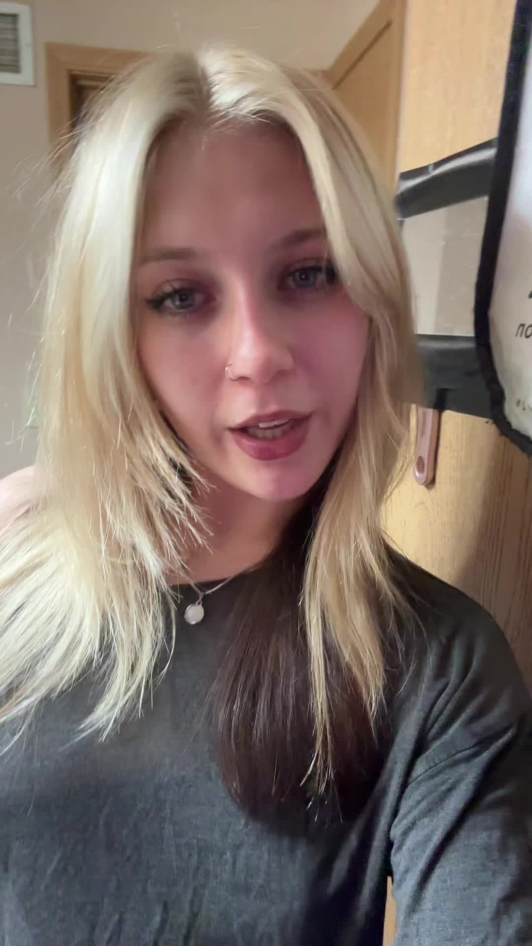 @em.p3