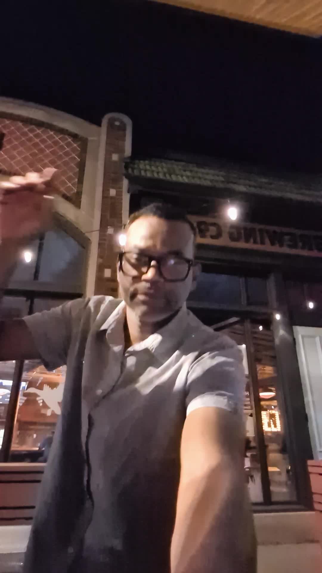 @Jowahorncomedy