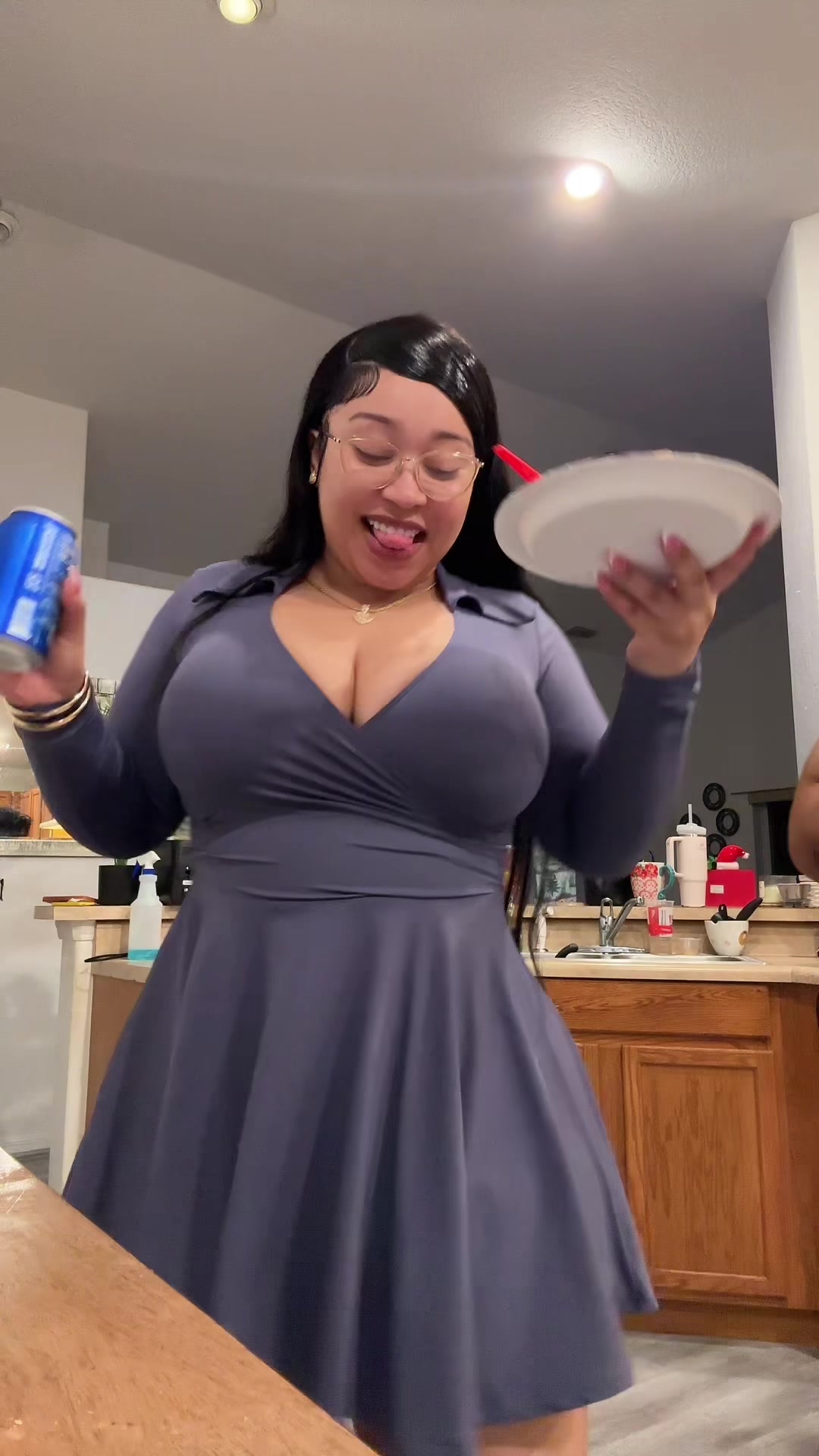 @YourAuntieMoe