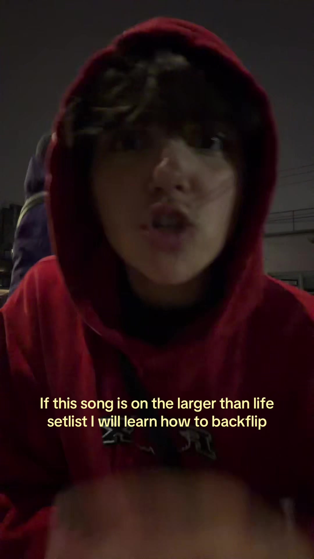 @￼