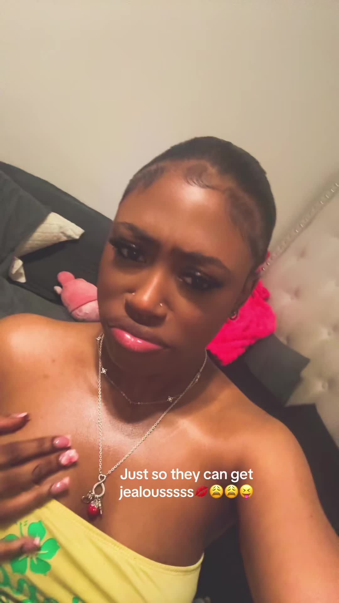 @kariecaa
