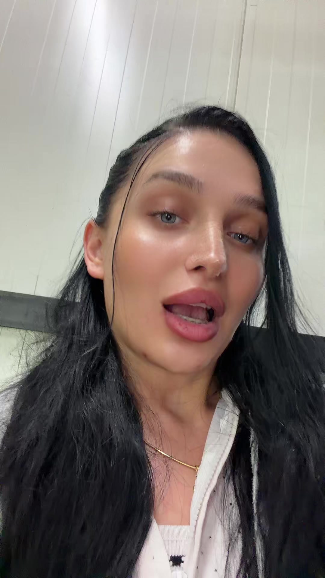 @mariamo_