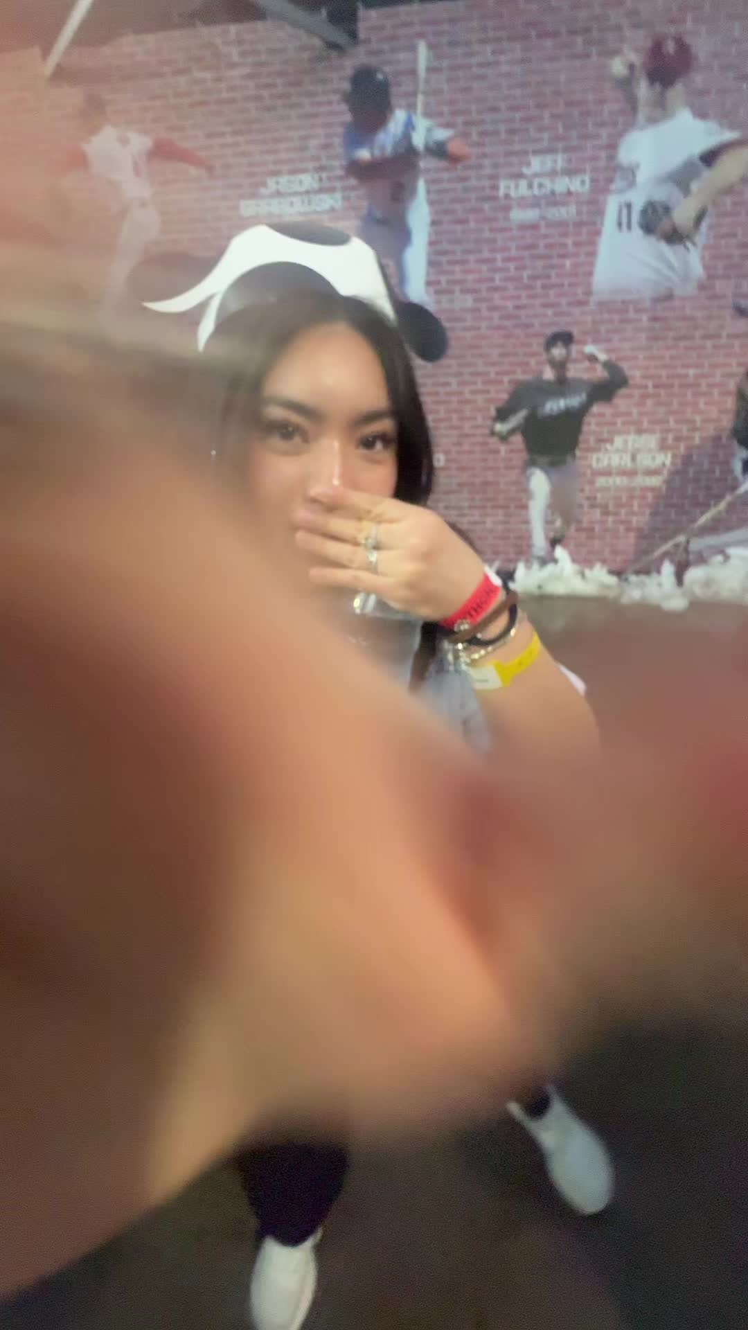 @g
