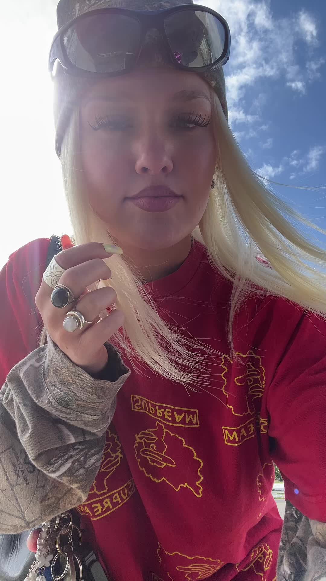 @uguysareallfans