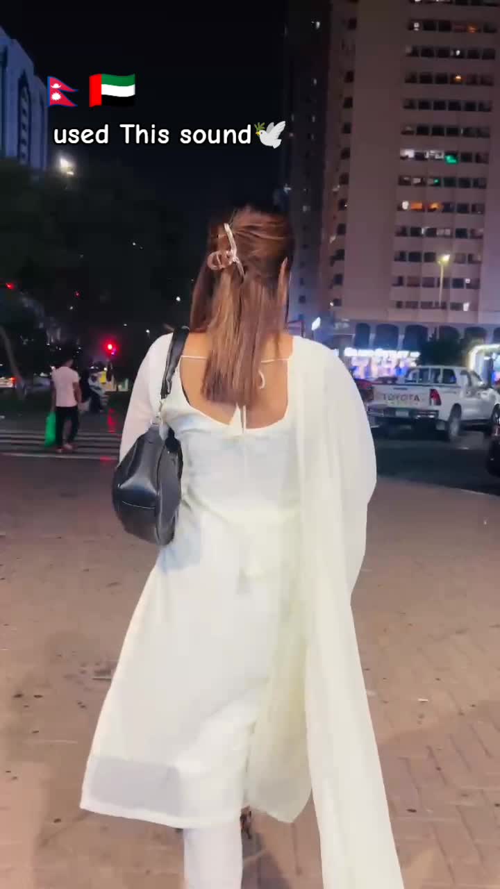 @🦋