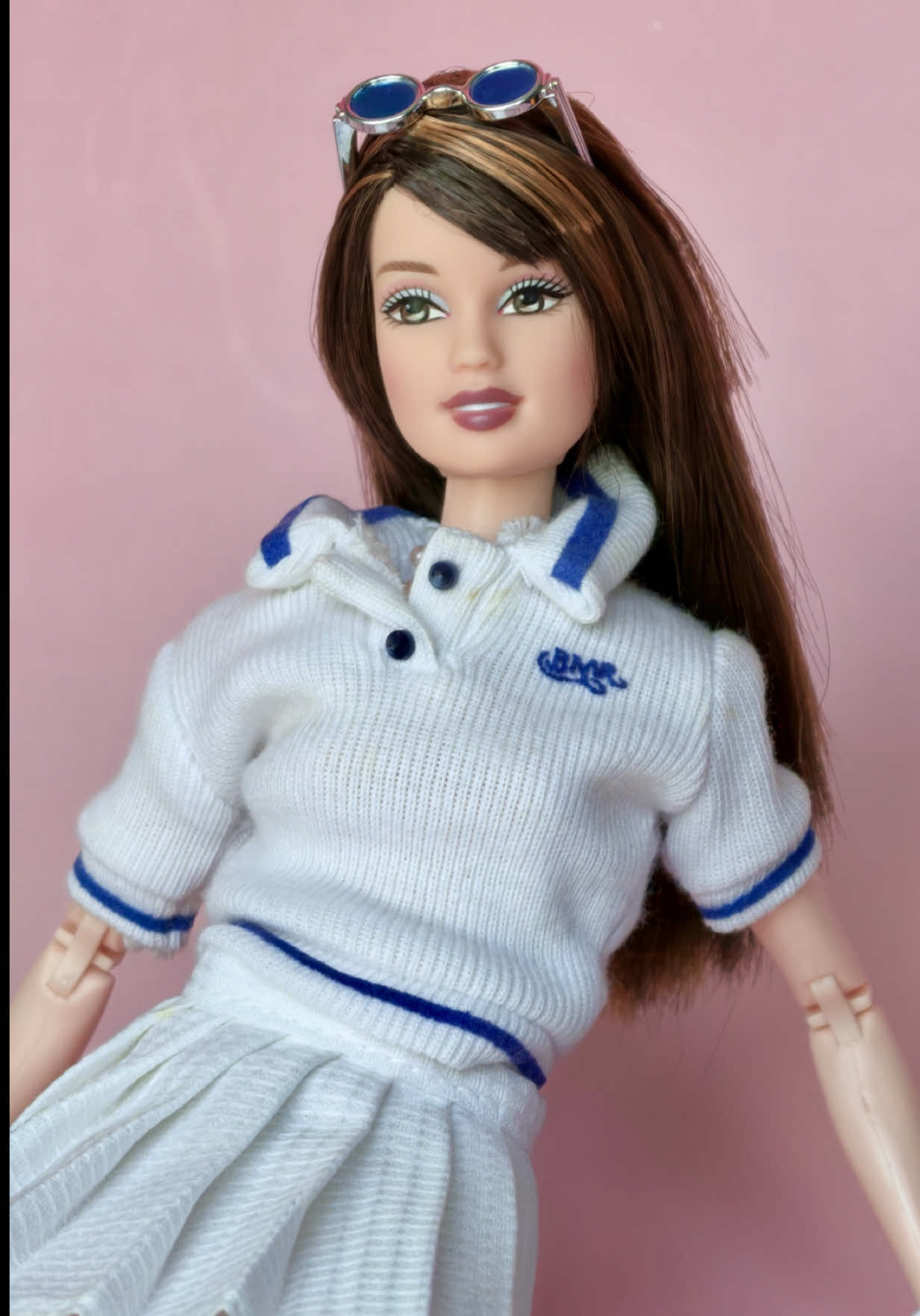 @Vin ꕤ Doll Addiction 📸