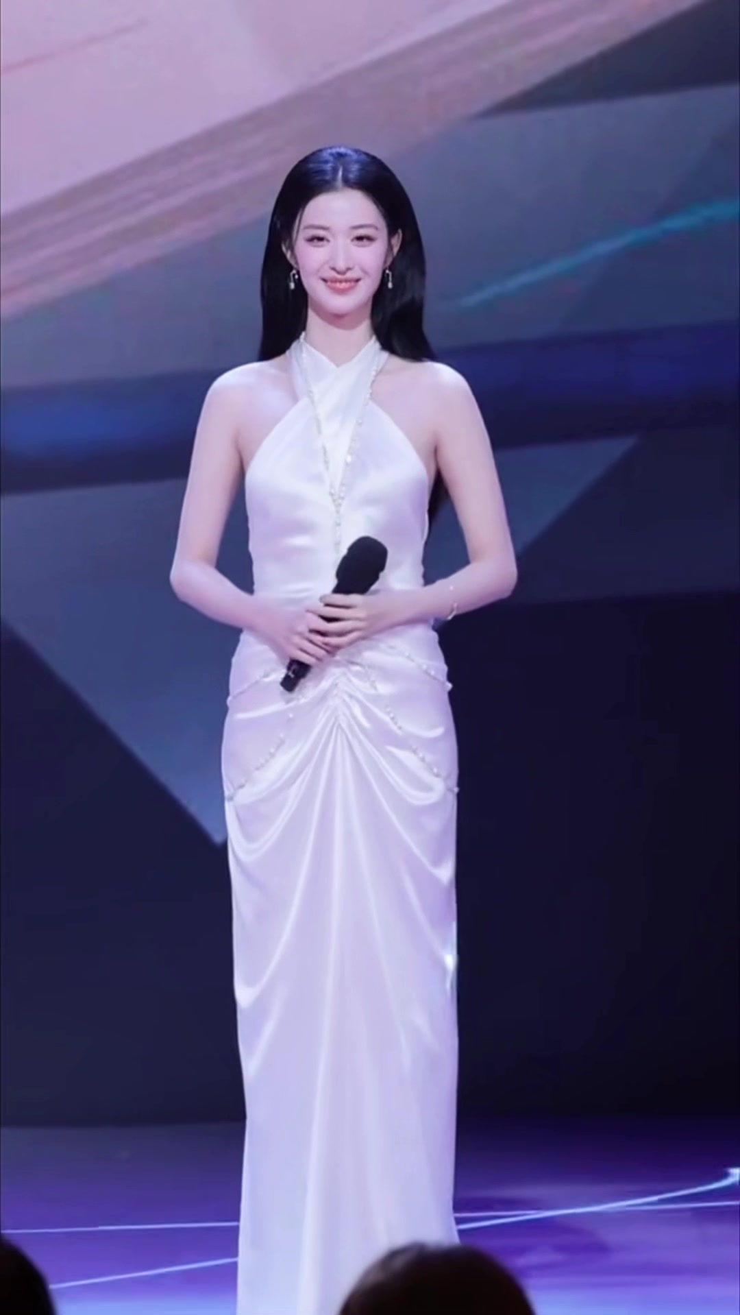 @𝗧𝘂𝘆𝗲𝘁 𝗡𝗵𝗶