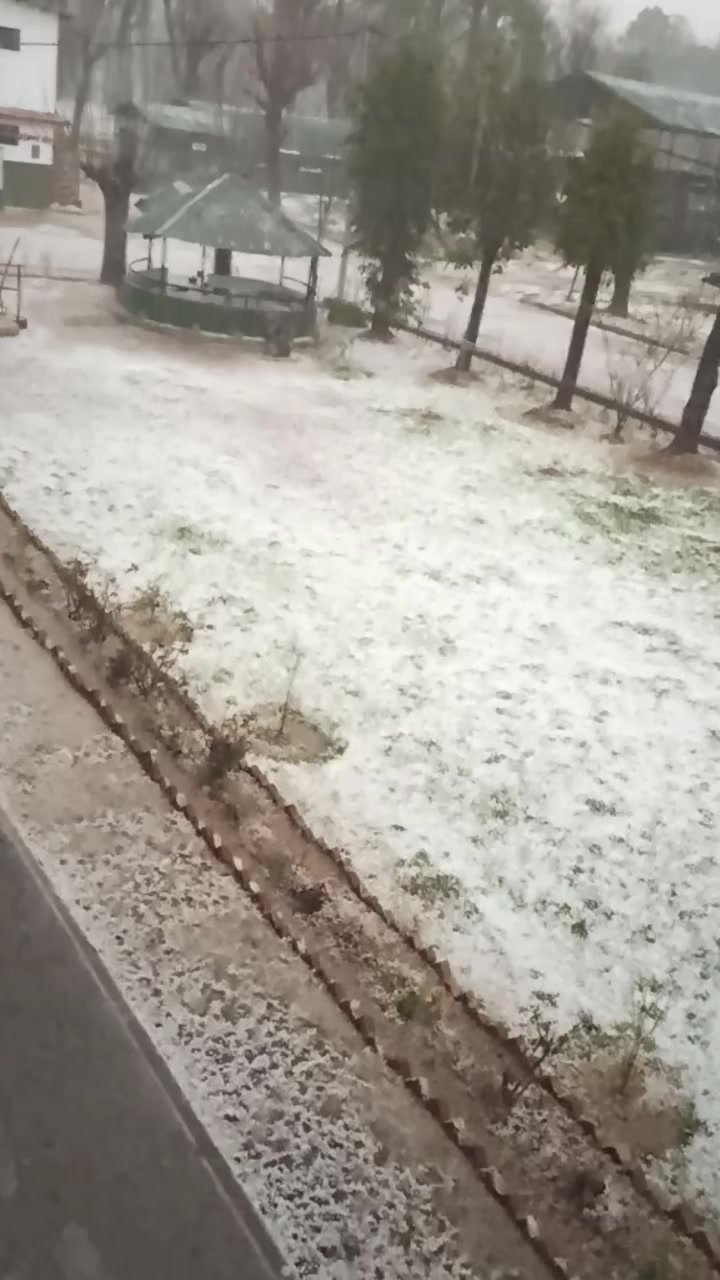 @बन्दुके🔫
