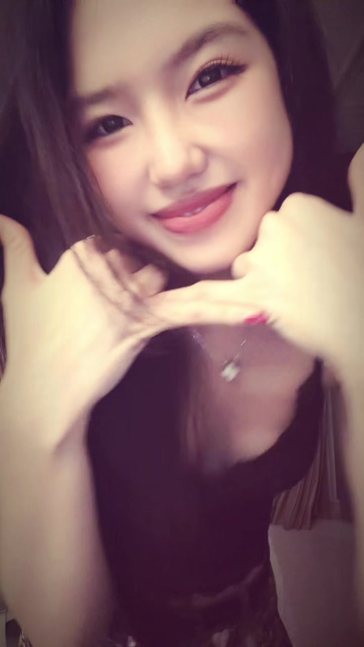 @MinnieBoontika