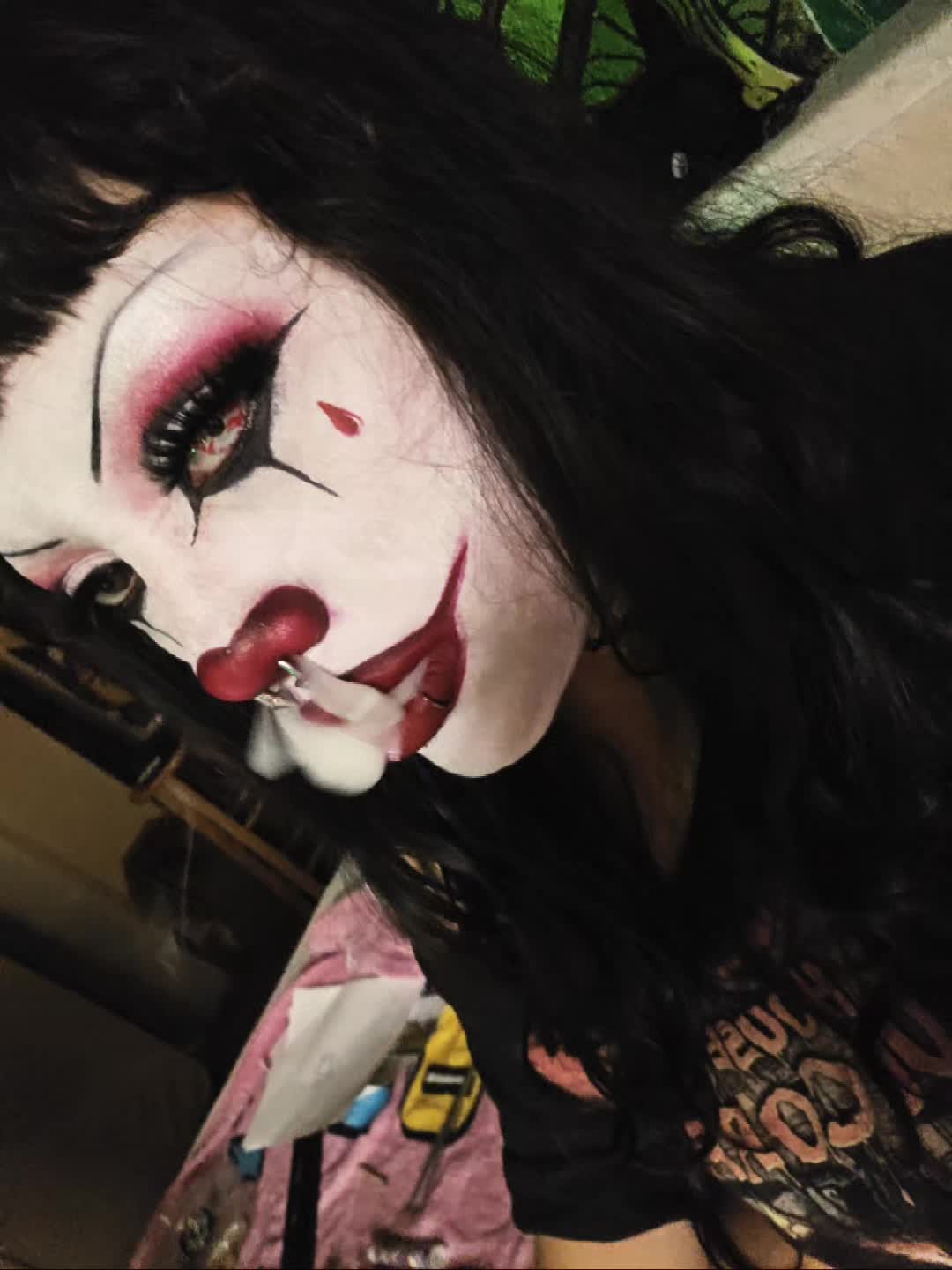 @ClownGutz🤡