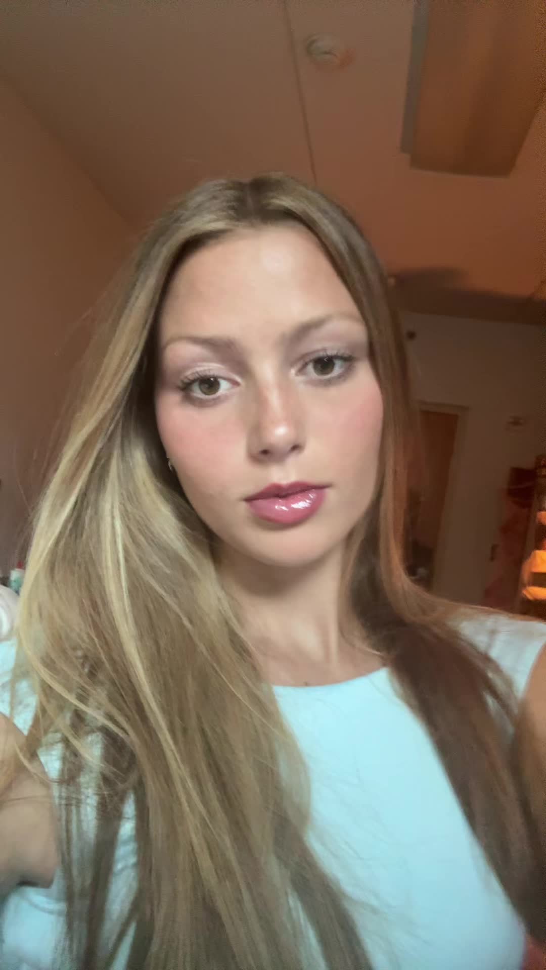 @Bella Moore