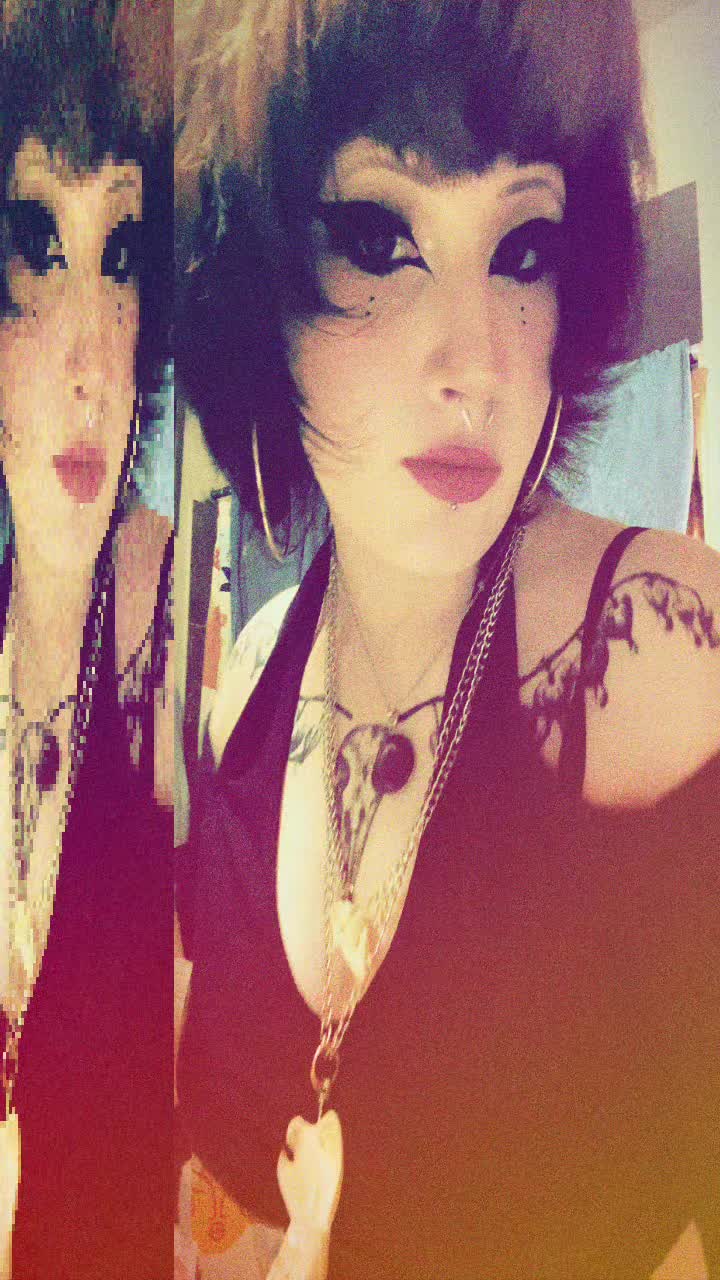 @veronica 🕸